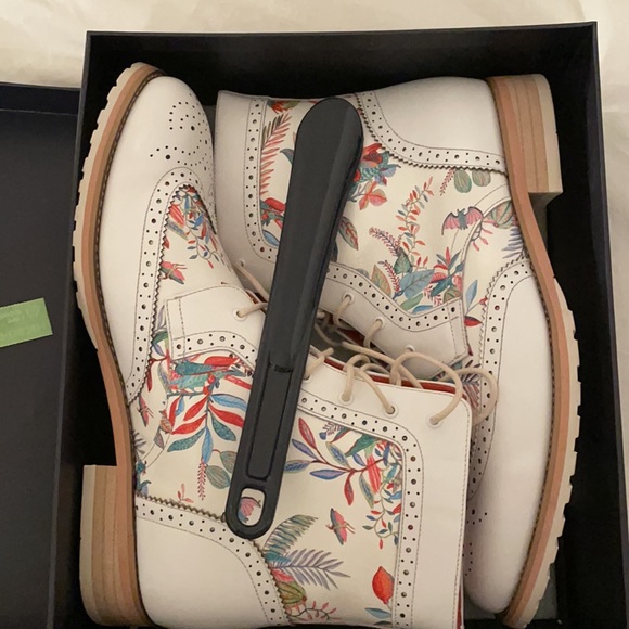 Colorsty White Leather Brogue Boots - Picture 6 of 9